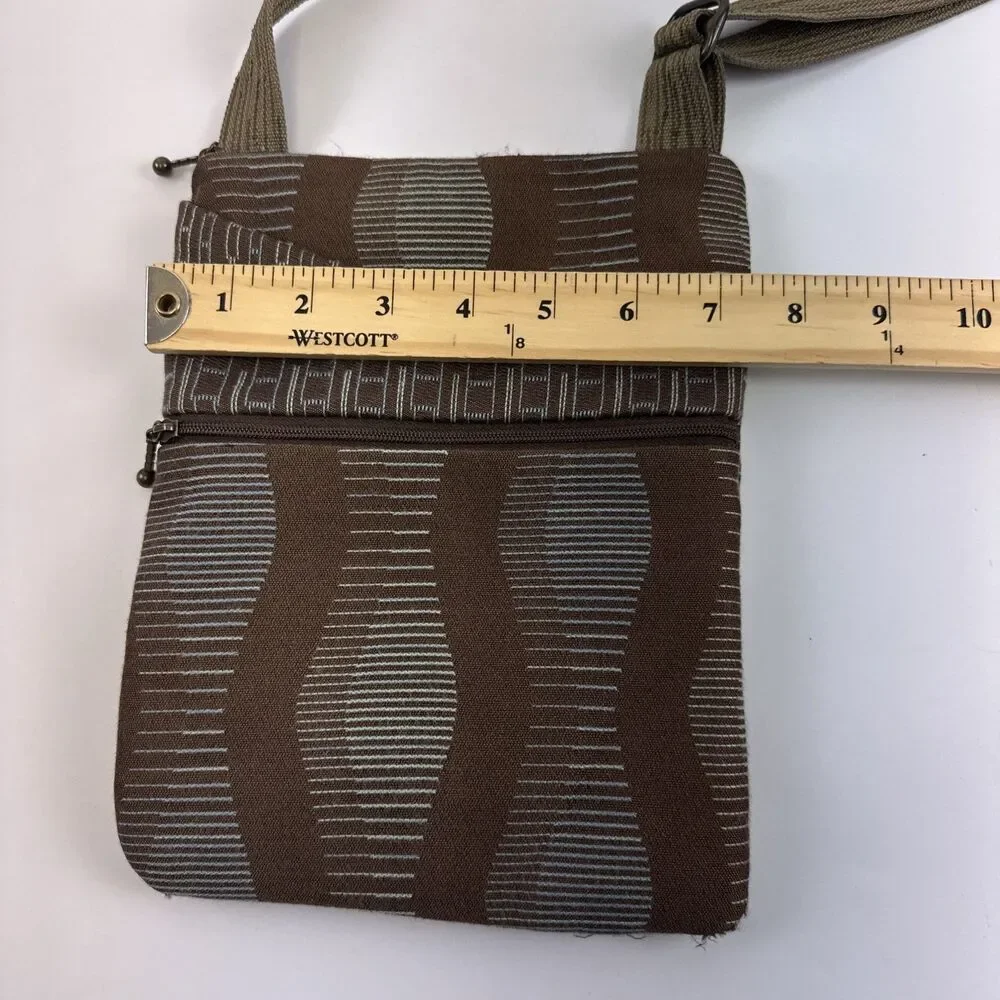 Maruca‎ Pocket Bag Crossbody Tapestry Purse Brown Blue Geo Fabric Adjustable